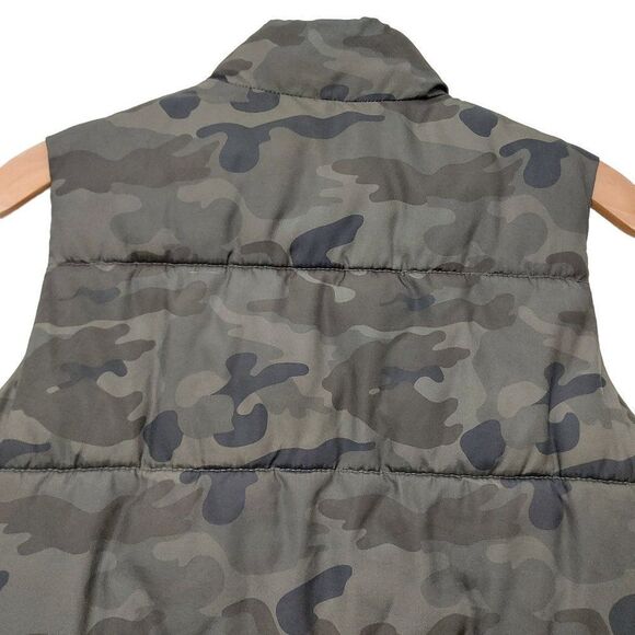 Old Navy Camo Puffer Vest Boys Large 10-12 Green Full Zip Insulated - Picture 5 of 11